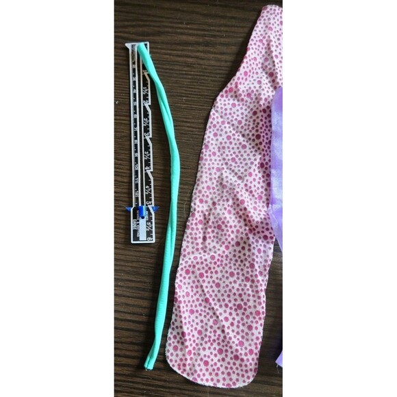 7 Vintage 1980s Random Barbie  Accessories Fashion Doll Pieces Scarf? Blankets? - Picture 9 of 14